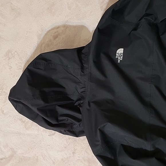 Boys North Face light weight jacket - Picture 8 of 8